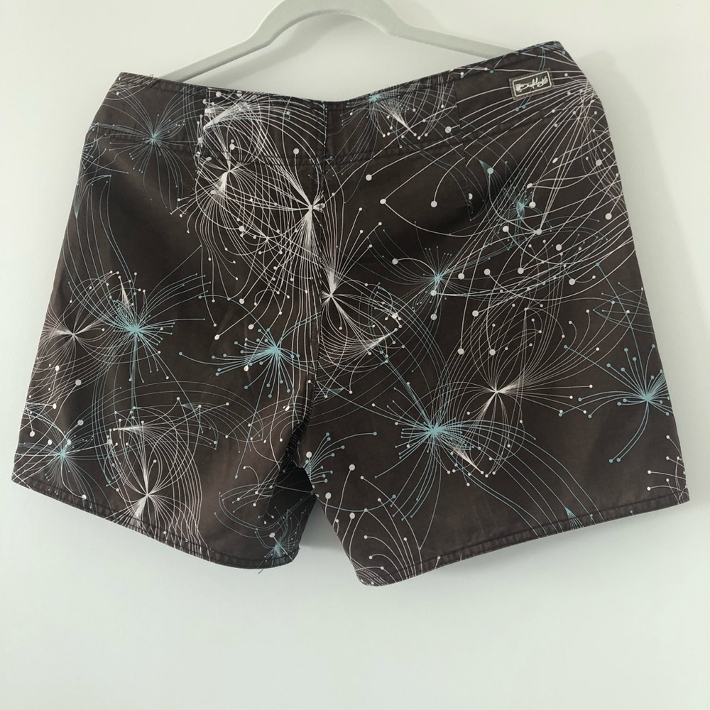 Oakley shorts - Picture 2 of 5